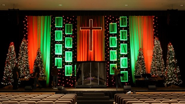 Christmas Stage 2014RedGreen