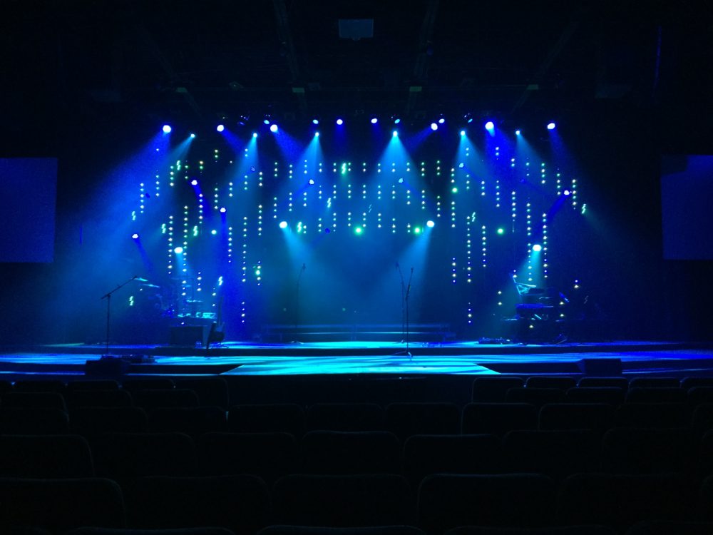 LED Pixel Wall - Church Stage Design Ideas - Scenic sets and stage ...